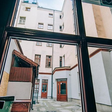 Klimatyczny Apartament Przy Rynku فروتسواف المظهر الخارجي الصورة