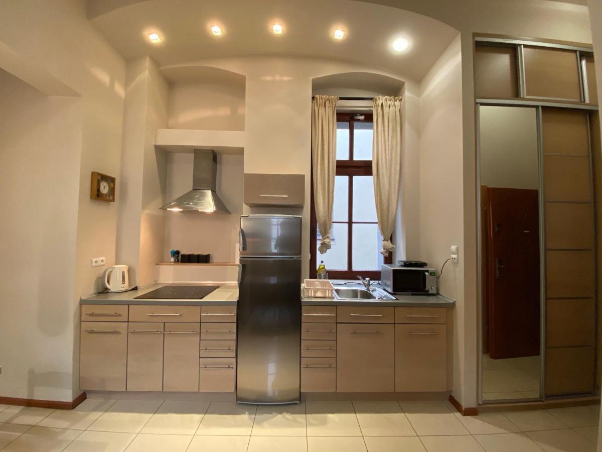 Klimatyczny Apartament Przy Rynku فروتسواف المظهر الخارجي الصورة