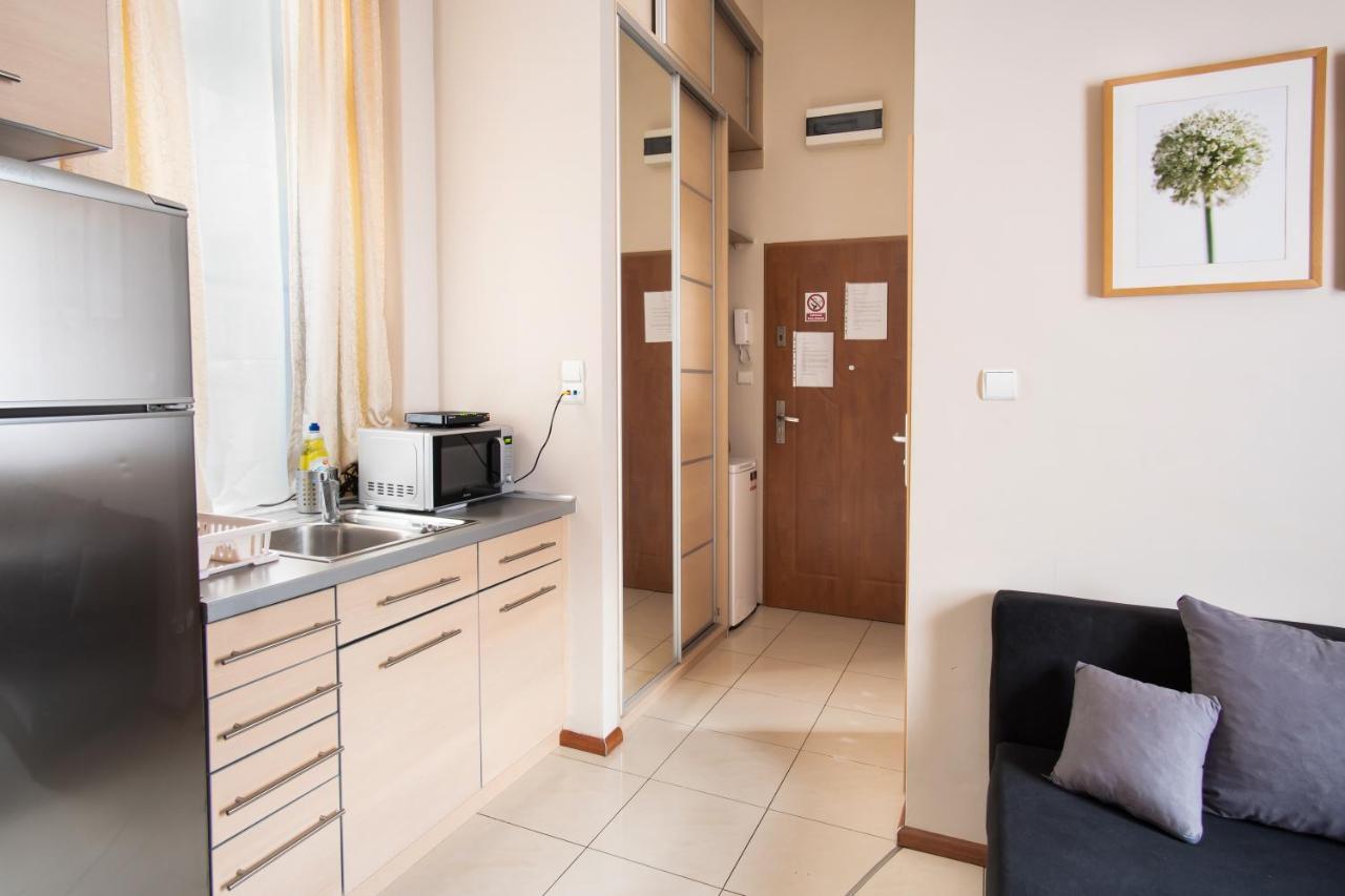 Klimatyczny Apartament Przy Rynku فروتسواف المظهر الخارجي الصورة