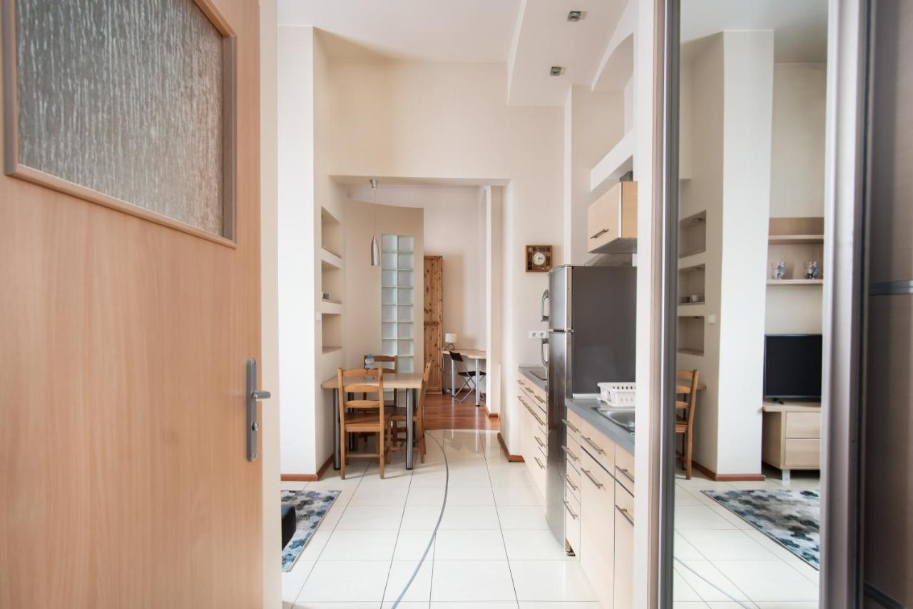 Klimatyczny Apartament Przy Rynku فروتسواف المظهر الخارجي الصورة