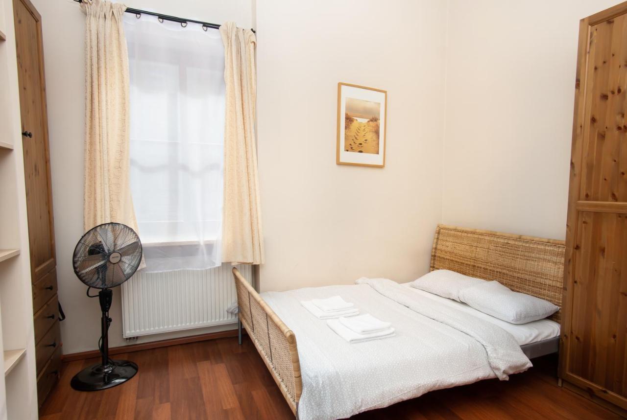 Klimatyczny Apartament Przy Rynku فروتسواف المظهر الخارجي الصورة